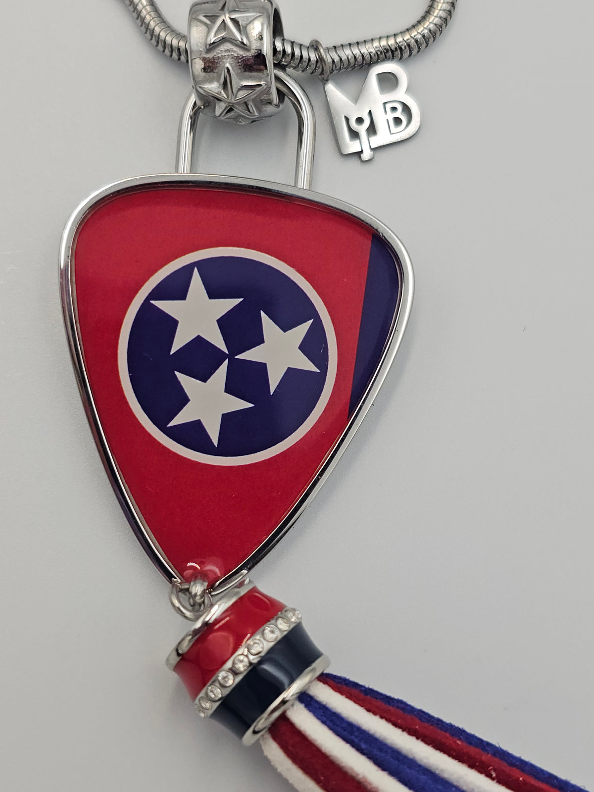 Tennessee Flag Guitar Pick Boot Bola Charm