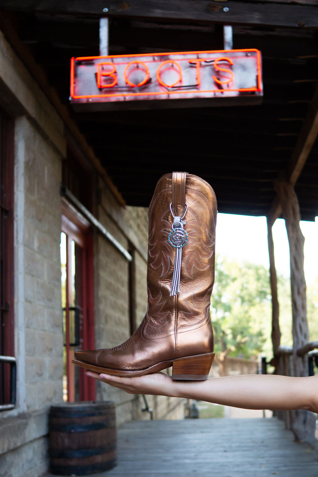 Buffalo Nickel Boot Bola